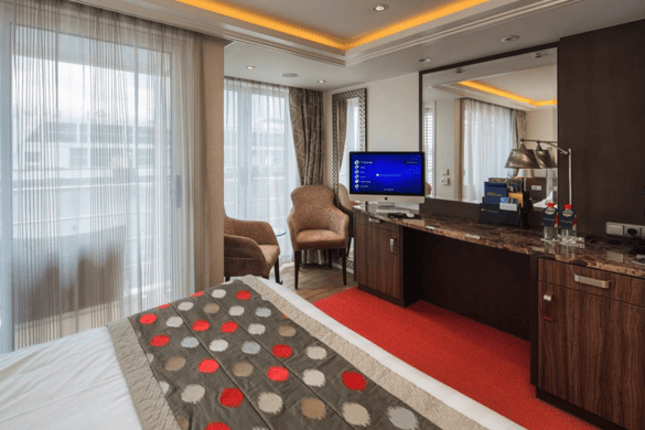 AmaWaterways AmaCerto CAT BB 2.png